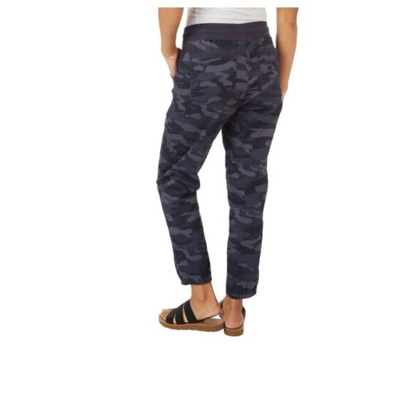 DEMOCRACY Small HIGH RISE CAMOUFLAGE PRINT JOGGERS - Picture 8 of 8